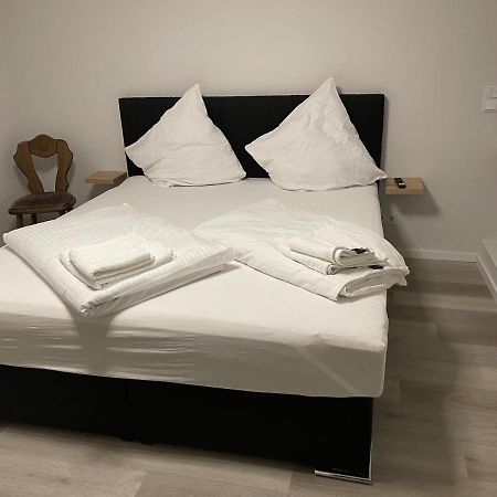 Glessener Braustube Hotel Бергхайм Екстериор снимка